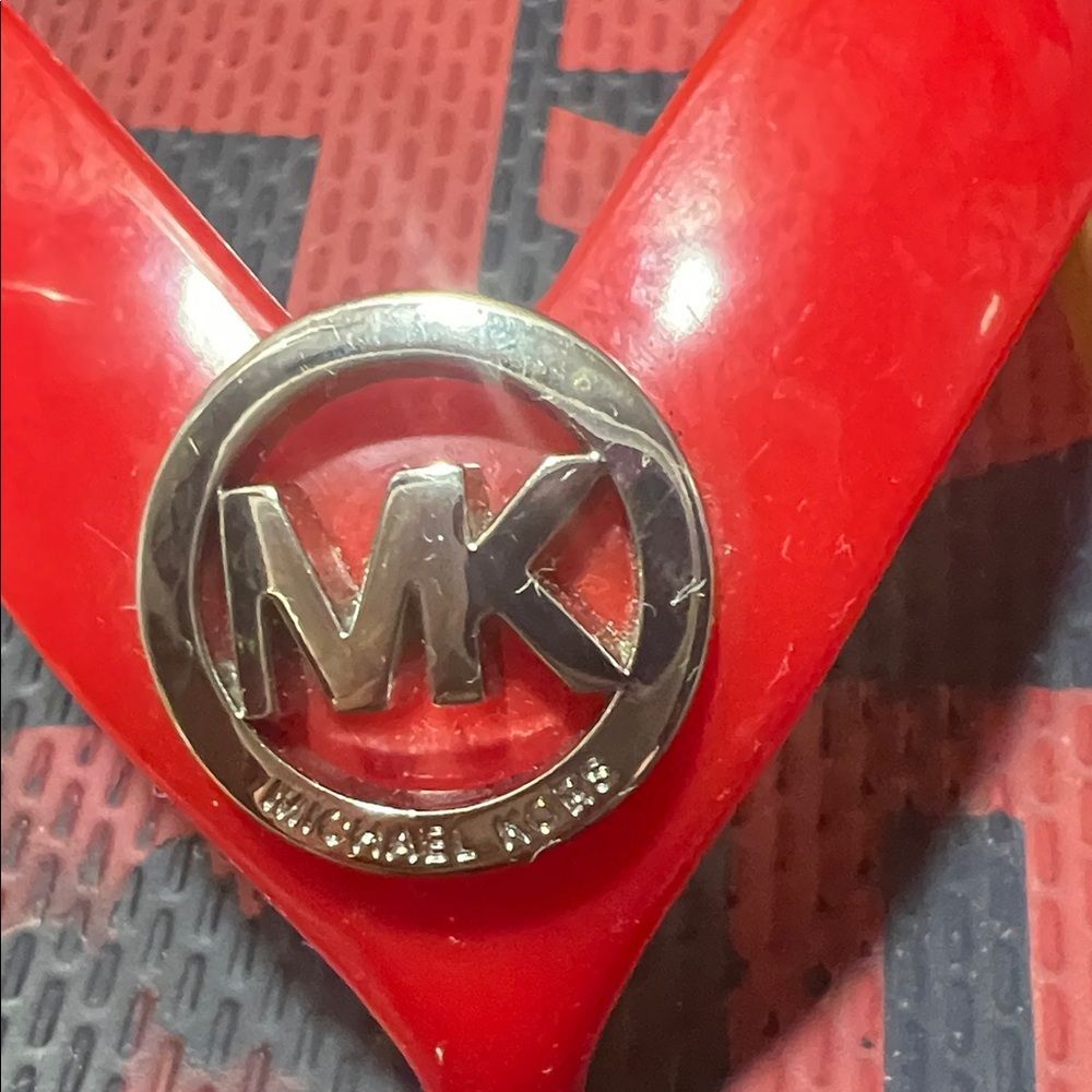 Michael Kors Red and Black Logo Flip Flops - Size 8 - Picture 6 of 9